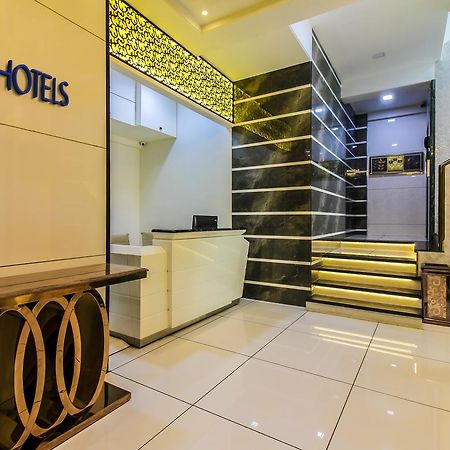Fabhotel Laaiba Residency Mumbai Bagian luar foto